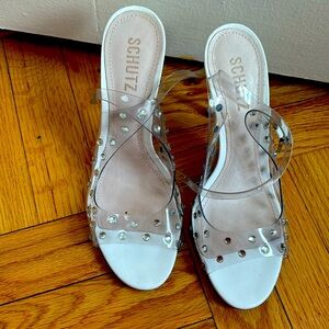 Beautifully heels 👠